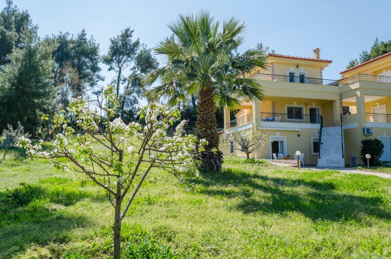 Kyrana Apartments Paliouri Esterno foto