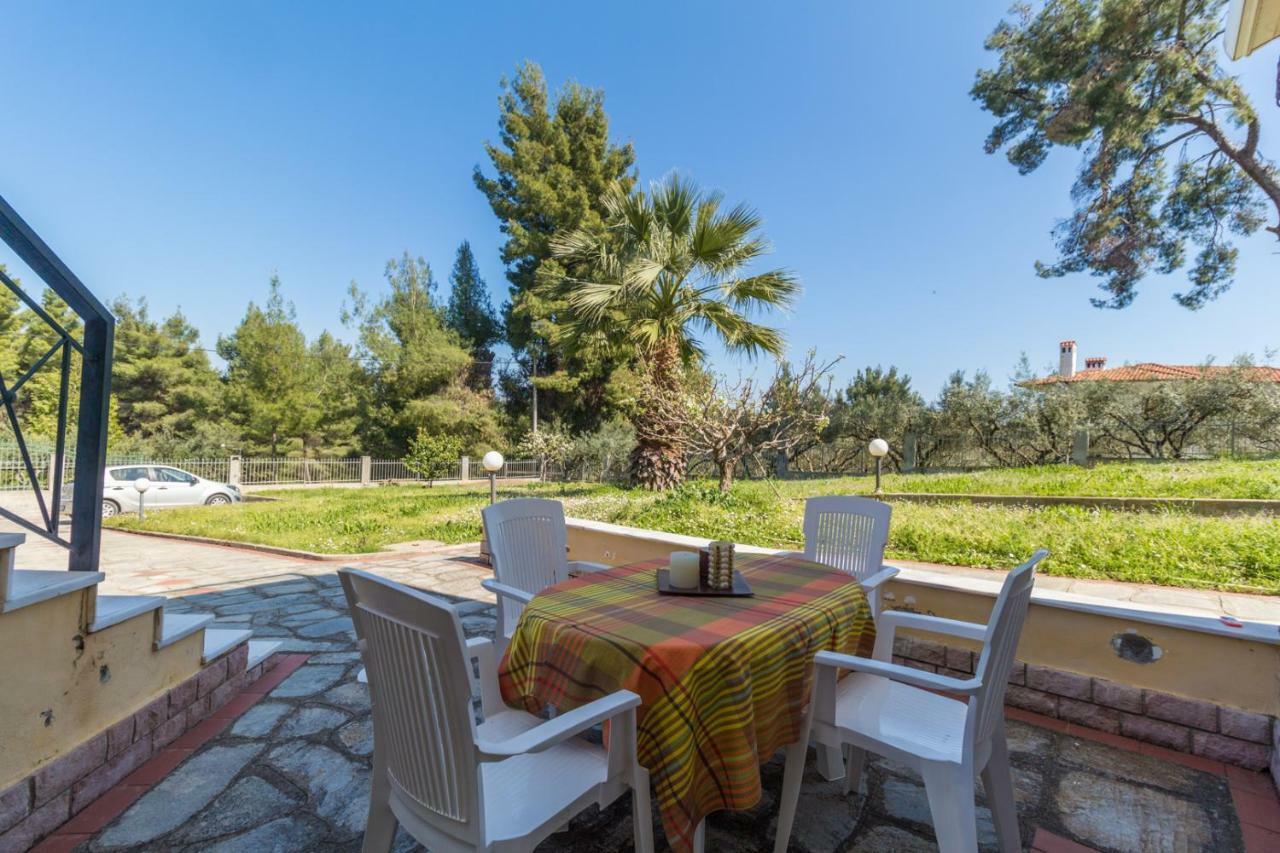 Kyrana Apartments Paliouri Esterno foto