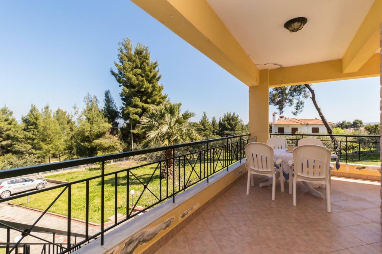 Kyrana Apartments Paliouri Esterno foto